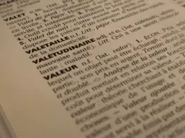Définition de la valeur financière Valeur (Larousse) : Prix selon lequel un objet peut échangé, vendu, et, en particulier, son prix en argent.