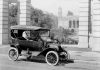 Fordisme : Les apports de Henry Ford (1863-1947) La Ford T (1908-1928), modèle phare de Ford, est le premier produit industriel fabriqué selon les principes du fordisme