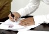 Qui peut rédiger un contrat de travail ? La rédaction du contrat de travail doit se faire par une personne compétente et aguerrie en la matière. Dans l’idéal, un avocat spécialisé en droit de travail est qualifié pour produire un document qualitatif. Toutefois, l’employeur, les ressources humaines ou le consultant en gestion peut élaborer ce contrat.