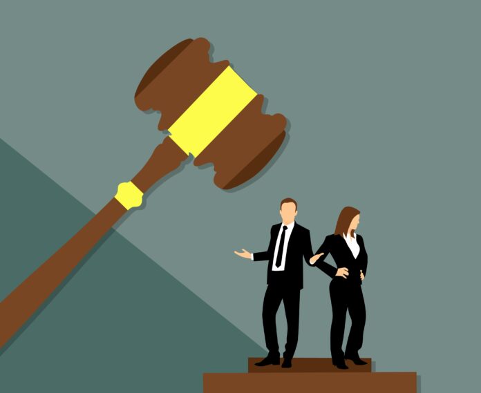 Historiquement, l'adultère était considéré comme un délit pénal en France. Cependant, depuis 1975, ce n'est plus le cas. Historiquement, l'adultère était considéré comme un délit pénal en France. Cependant, depuis 1975, ce n'est plus le cas.