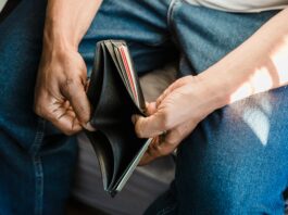 Compte bancaire et saisie : ce que la loi permet de protéger