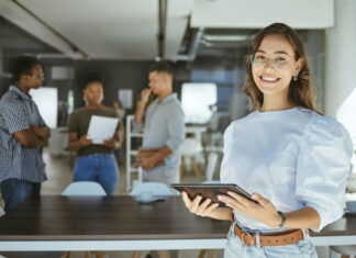 Investir en SCPI : l’importance de la simulation pour réussir son investissement en 2025 Investir en SCPI ne se fait pas sans simulation : c'est une étape incontournable pour réussir son investissement immobilier.