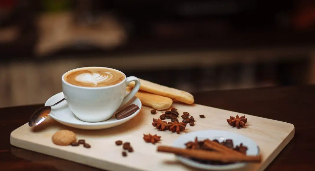 Accès à l’eau, pause café et QVT : qu'est-ce que la loi impose en termes d'hydratation et comment le transformer en levier RH?