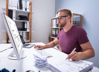 PEPPOL en France : êtes-vous prêt pour la facturation électronique obligatoire ? Seule une facture sur sept est dématérialisée aujourd'hui et la plupart des entreprises continuent d'utiliser le papier.