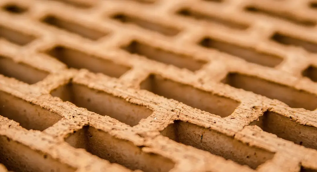 La complexité des tâches de gestion impose aux artisans de disposer d’outils précis pour chiffrer, réviser et suivre leurs coûts.