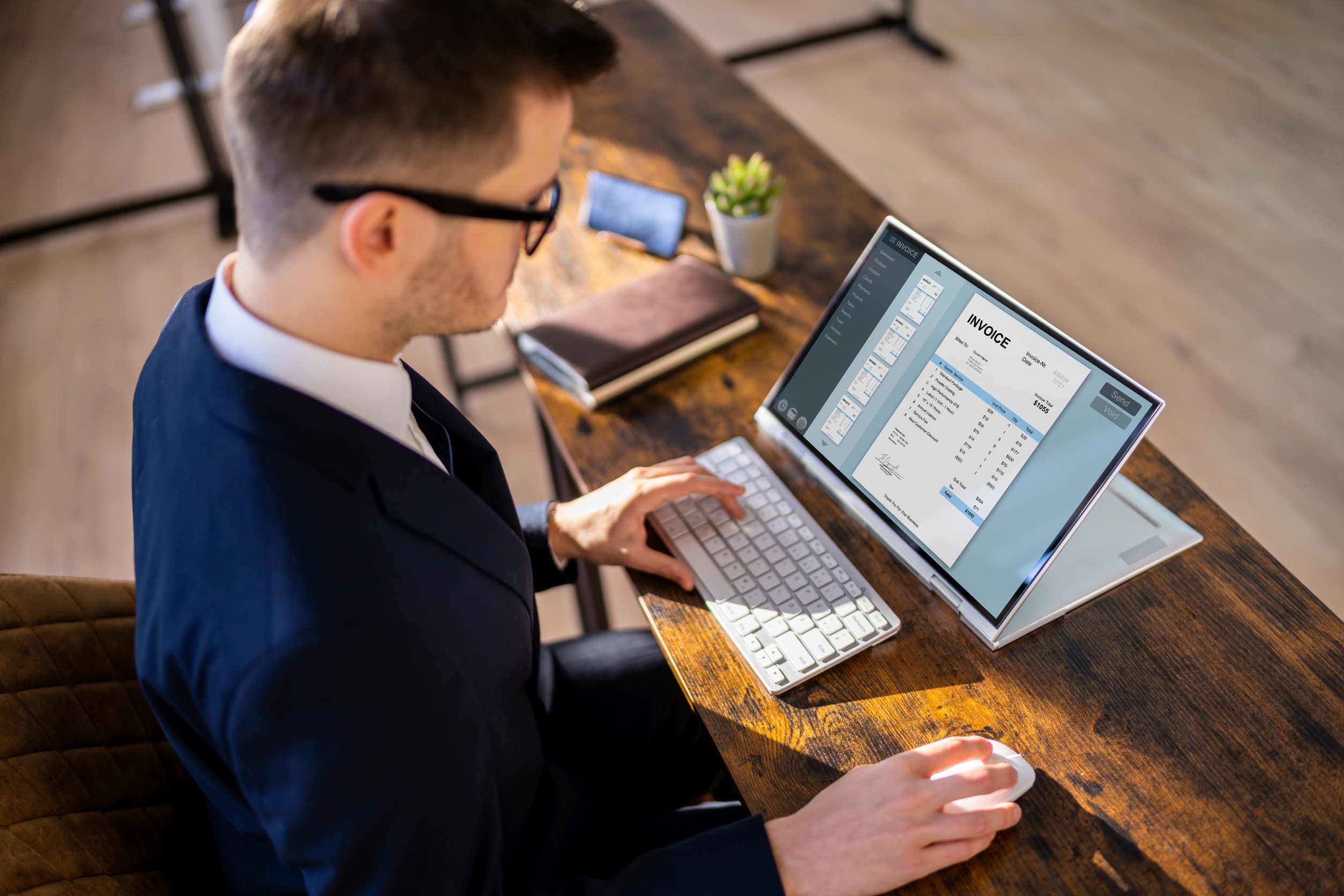 De nombreux artisans découvrent à cette occasion qu'ils peuvent aussi moderniser leur gestion commerciale globale.